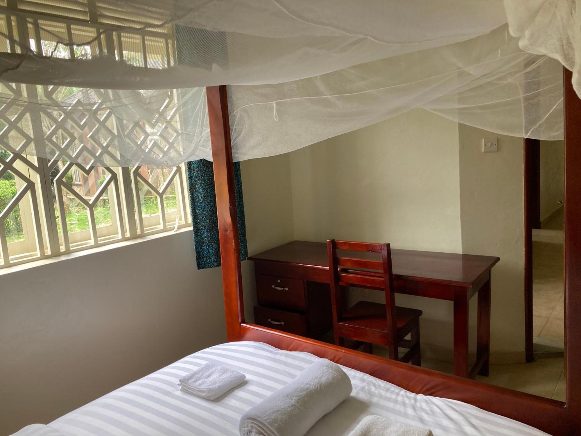 Bwindi Guest House Kanungu Екстер'єр фото