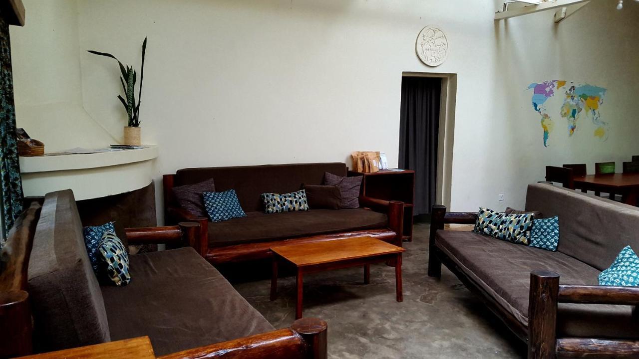 Bwindi Guest House Kanungu Екстер'єр фото